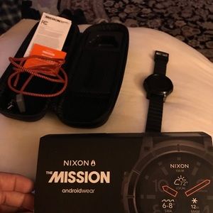 Nixon Mission Black Android wear